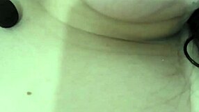 I'm so horny kiss my mouth and pussy!
