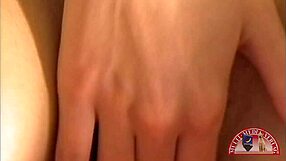 Ich habe meine stiefschwester beim wichsen beobachtet jetzt brauche ich was zu ficken