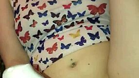 Akprettytoes Achieves Intense Orgasm Squirting Three Times With Magic Wand