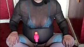 Bi crossdresser loving anal toys at home 😍