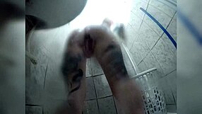 cris bathory shows ass to friend in bath