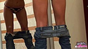 Petite Teen 18+ Flashes In Skinny Jeans For Jizz