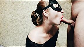 giving blowjob to favorite roommate in dorm 😘