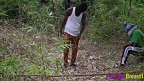 ट्रेनिंग में उसकी बड़ी चूचियाँ और गांड चोदी