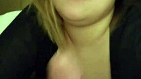 My asian girlfriend sucks my cock