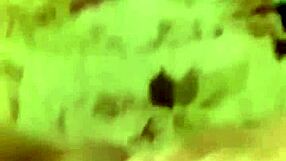 Amigas masturbating together! So sexy!