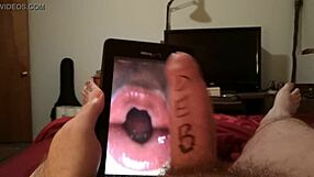 Check out this virtual blowjob tribute, hands free 😏
