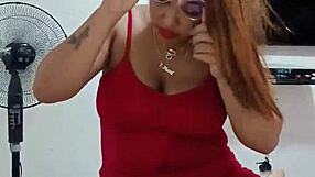 Mexican teenager satisfy her sexual needs with a stranger in the city