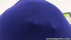 Cute Lady in Pantyhose Craves Pissing Fun