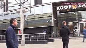 Sexy Babe in Flexible Reality Show Performance