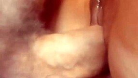 किचन में जोरदार चुदाई चीखों और कम के साथ