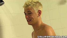 Twinks Elijah White and Kyle Richerds anal breeding