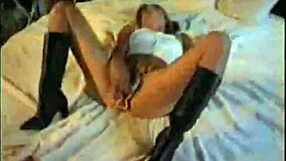 sula passionately fucks in the hotel room with intense pleasure