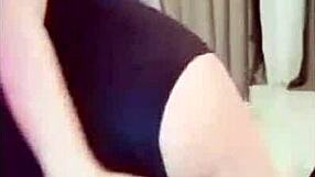 Watch net idol girl masturbate live in secret group!