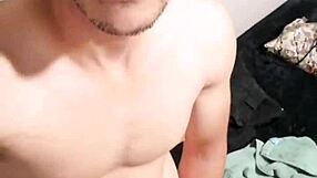 i’m a venezolano jerking my big cock real good