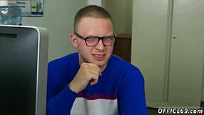 18+ लड़कों के गे इरेक्ट वीडियो में क्या राज़ छुपे हैं?