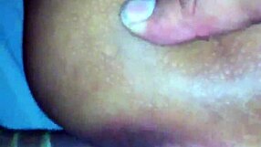 Paola shows off her huge culo in homemade clip