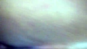 Paola shows off her huge culo in homemade clip