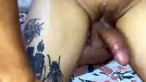 Mi hermanastra se deja romper el culo