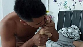 Giving my horny stepmother a pussy massage and a good fuck 😏