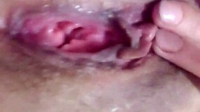 i explore my body in homemade close-up