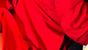 Milf masturbates shaved pussy in taxi