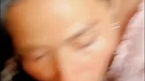 Sexo duro y delicioso entre milf y latinoamericano