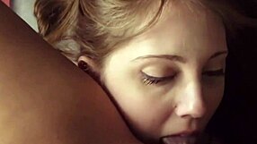 Pretty eyes passionately lick girlfriend's pussy in amateur lesbian homemade scenes