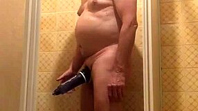 Pompka indulges in SOLO MASTURBATION during her private session