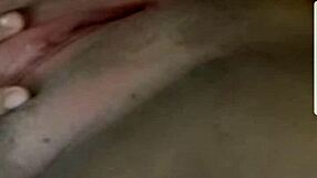 hey, i'm masturbating right now, feeling so good