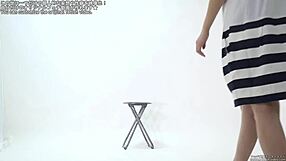 Balloon fetish: Pop or inflate?