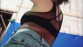 She says, 'I want sex here, watch my sensual dance and my pink vagina'