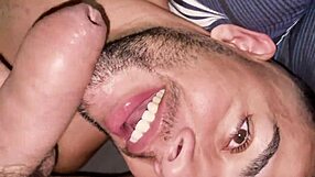 गे जवान 18+ लड़के बेयरबैक एनल चुदाई और झड़ते हैं