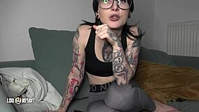 Do I make you my whore, Lou Nesbit and Lia Louise?