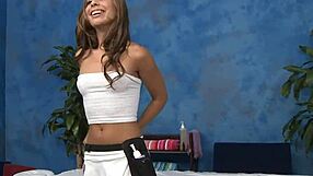 Stunner in pantyhose sucks big 10-pounder cock