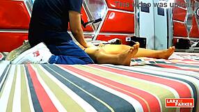 Veneuelan teen beauty at leisure: rubbing cl*ts before using fing@r