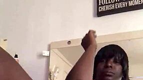 Quick Squirt Session With Ebony Kuukiepie!