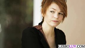 Three Lesbians Lick Asses and Pussies in Wet Muff Diving