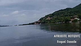 fui passear na cachoeira com a afrodite rj e acabamos nos pegando em um menage com o marido.