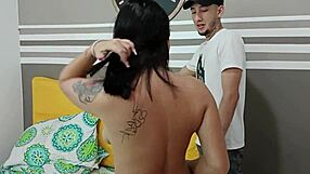 I quell my sexual desire by provoking my boyfriend’s stepbrother by showing my round rump to him and masturbating him before ending up kissing a gorgeous latina woman