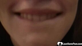 हॉट गर्लफ्रेंड, क्या कैमरे पर चोद सकता हूँ?