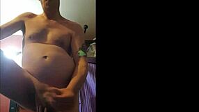 Bisexual Male Shoots Big Cumshot In Homemade Scene