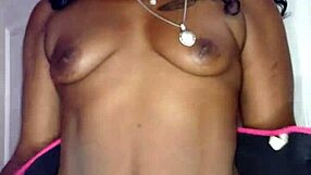 Naejae Flaunts Her Massive Ebony Ass in Solo Show