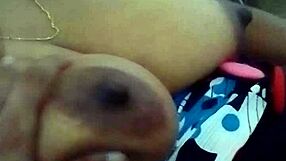 big tits sri lankan babe 😍