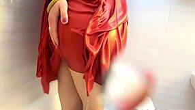 Supergirl saves the day and gets an amazing orgasm! 😍