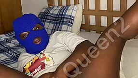 लड़की, मुझे अभी तेरी रसीली चूत की जरूरत है