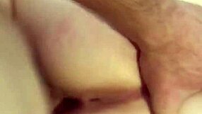 Amateur babe receives cum load on her pussy and ass