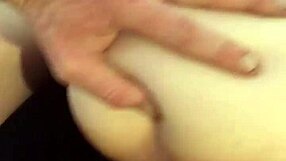 Amateur babe receives cum load on her pussy and ass