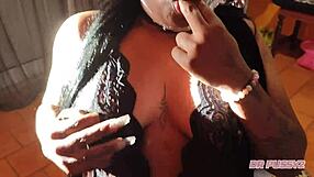 Ebony In A Scene With Squirt And Deep Throat Action