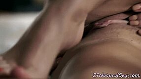 watch this big-ass eurobabe fingering herself in the bedroom?